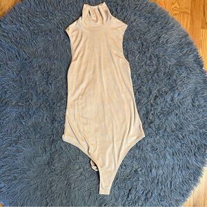 Alix NYC Sleeveless Turtleneck Cream Metallic Bodysuit Size L